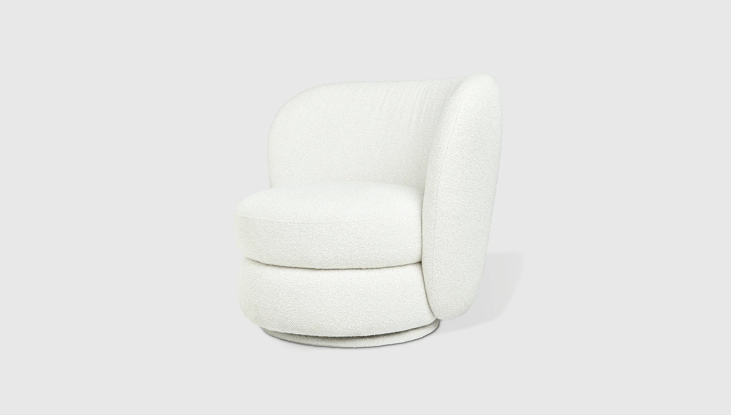 Gus Modern Forme Swivel Chair