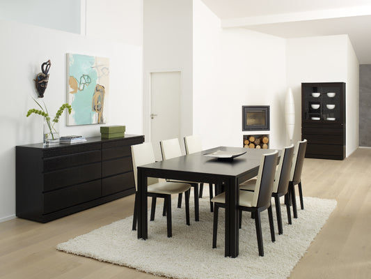 SM24 Dining Table by Skovby Furniture