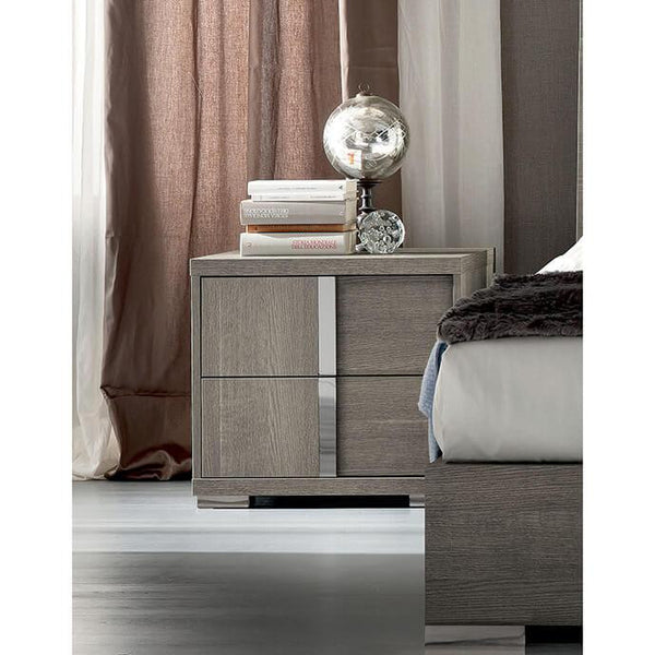 http://bydesigntexas.com/cdn/shop/products/Tivoli-Left-Nighstand-Detail_grande.jpg?v=1564098752