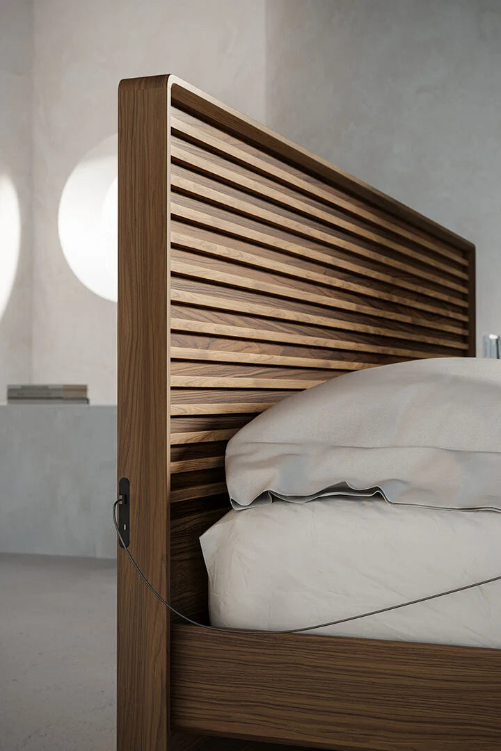 Cross-LINQ | Bed by BDi